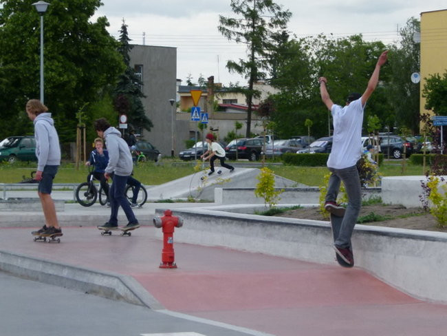 Zabawy na Skateplazie (zdjęcia)