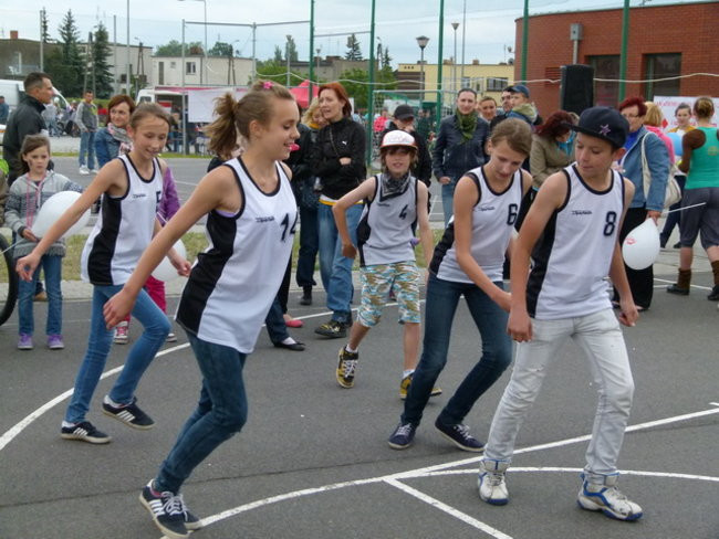 Zabawy na Skateplazie (zdjęcia)