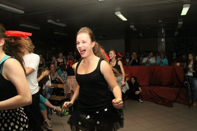 Dzień Tańca w  LO nr 2 (zdjęcia)