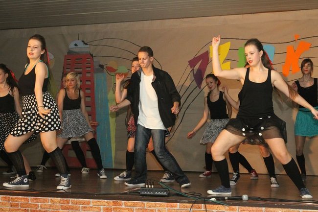 Dzień Tańca w  LO nr 2 (zdjęcia)