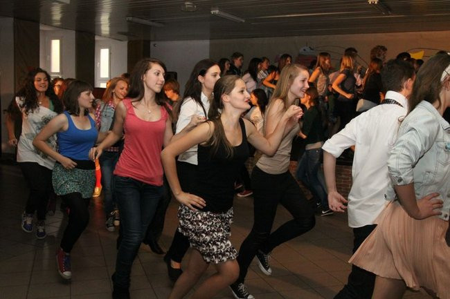 Dzień Tańca w  LO nr 2 (zdjęcia)