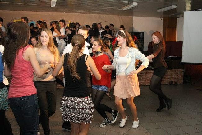 Dzień Tańca w  LO nr 2 (zdjęcia)