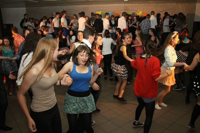 Dzień Tańca w  LO nr 2 (zdjęcia)