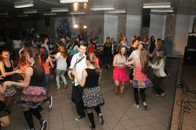 Dzień Tańca w  LO nr 2 (zdjęcia)
