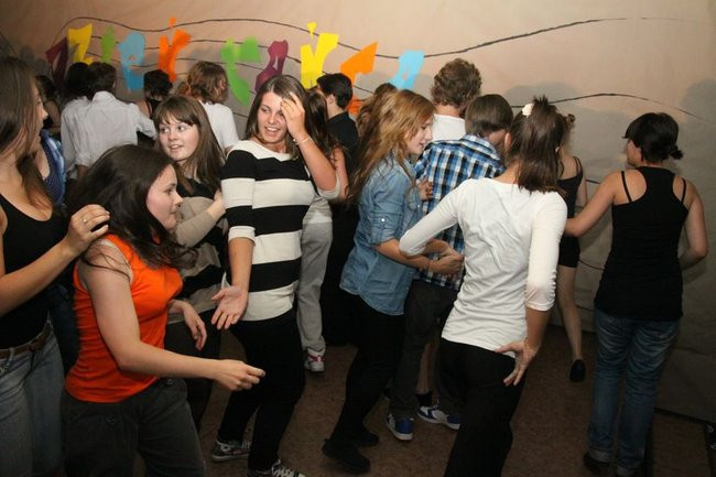 Dzień Tańca w  LO nr 2 (zdjęcia)