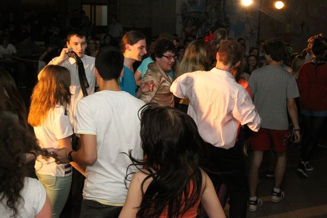 Dzień Tańca w  LO nr 2 (zdjęcia)