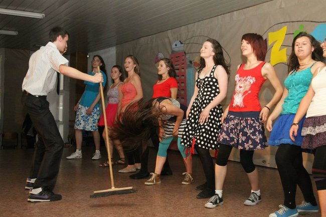 Dzień Tańca w  LO nr 2 (zdjęcia)