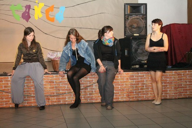 Dzień Tańca w  LO nr 2 (zdjęcia)