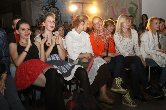 Dzień Tańca w  LO nr 2 (zdjęcia)