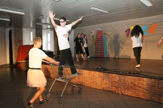 Dzień Tańca w  LO nr 2 (zdjęcia)