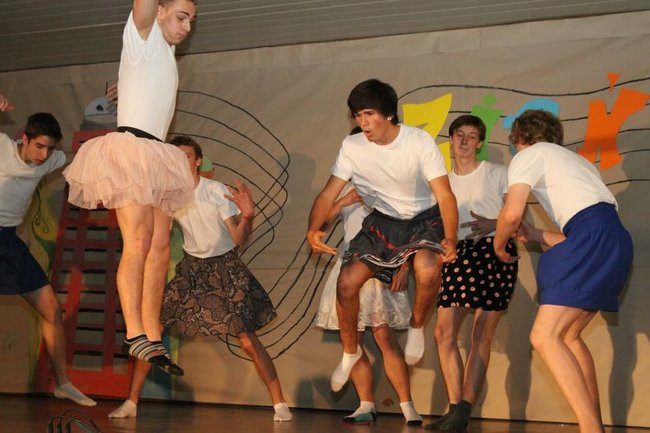 Dzień Tańca w  LO nr 2 (zdjęcia)