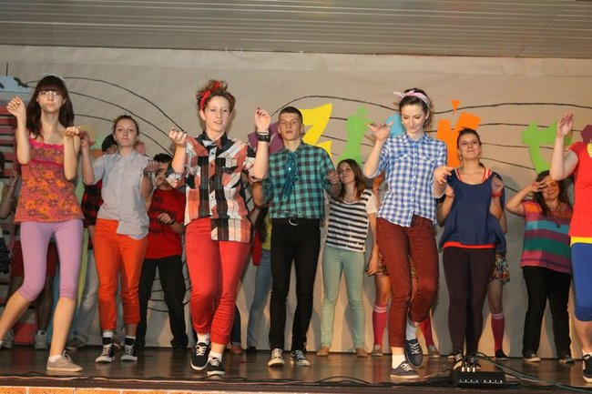 Dzień Tańca w  LO nr 2 (zdjęcia)