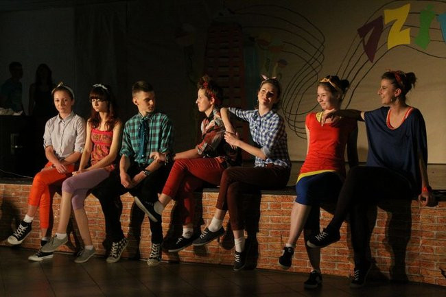 Dzień Tańca w  LO nr 2 (zdjęcia)