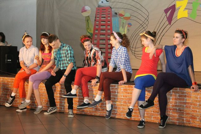 Dzień Tańca w  LO nr 2 (zdjęcia)