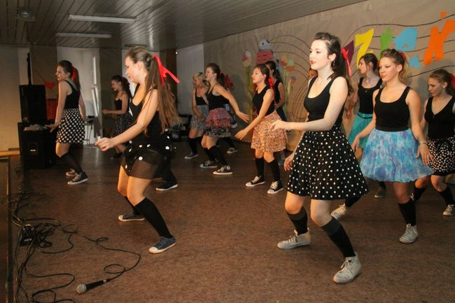 Dzień Tańca w  LO nr 2 (zdjęcia)