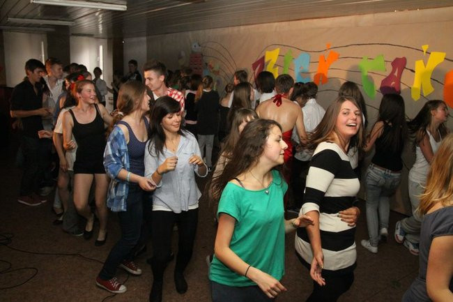 Dzień Tańca w  LO nr 2 (zdjęcia)