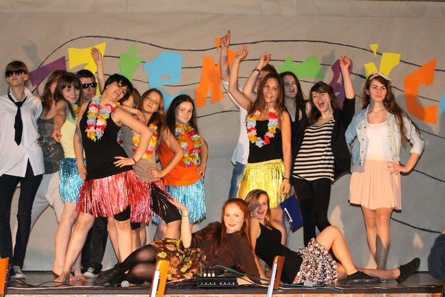 Dzień Tańca w  LO nr 2 (zdjęcia)