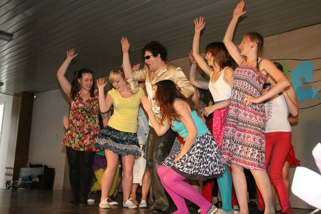 Dzień Tańca w  LO nr 2 (zdjęcia)