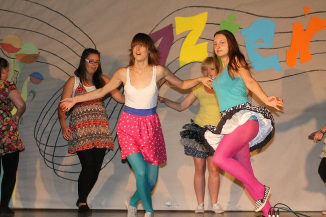 Dzień Tańca w  LO nr 2 (zdjęcia)