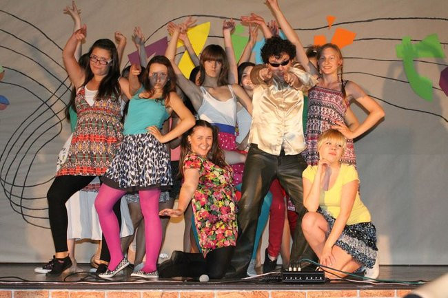 Dzień Tańca w  LO nr 2 (zdjęcia)