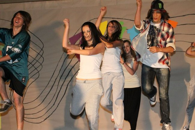 Dzień Tańca w  LO nr 2 (zdjęcia)