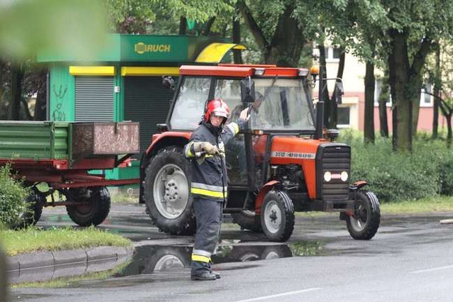 Dwie kolizje w tym samym miejscu (zdjęcia)