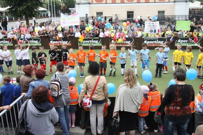 Przedszkolaki grają w Euro 2012 (zdjęcia)