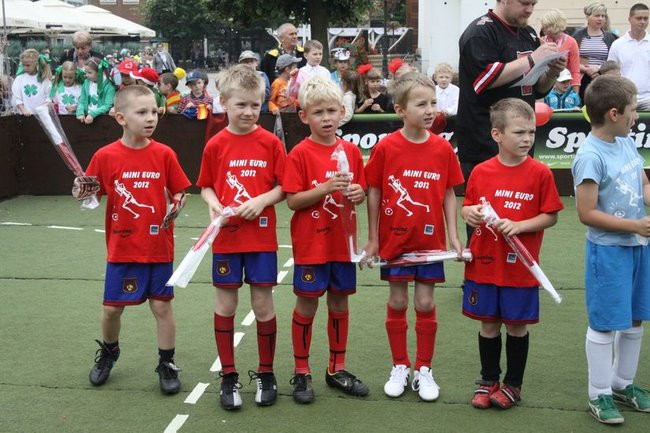 Przedszkolaki grają w Euro 2012 (zdjęcia)