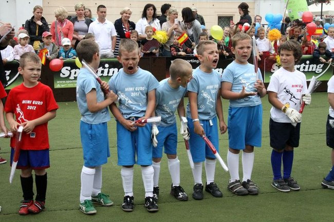 Przedszkolaki grają w Euro 2012 (zdjęcia)