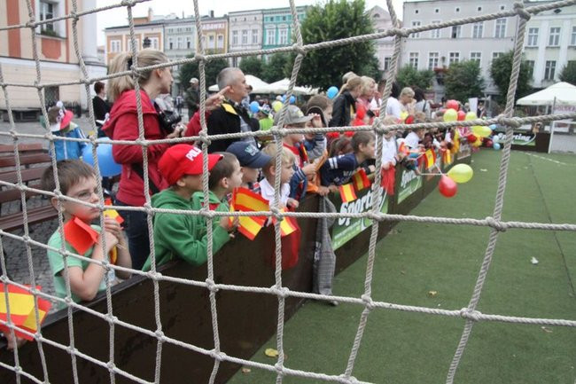 Przedszkolaki grają w Euro 2012 (zdjęcia)
