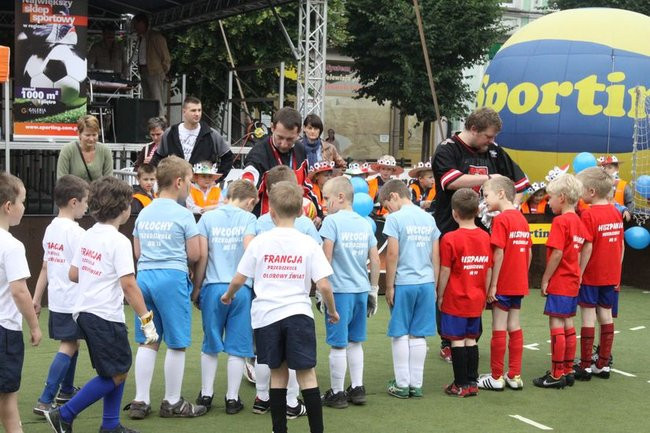 Przedszkolaki grają w Euro 2012 (zdjęcia)