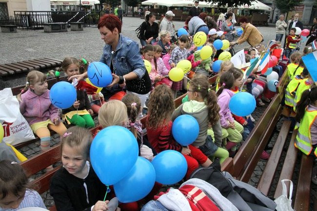 Przedszkolaki grają w Euro 2012 (zdjęcia)