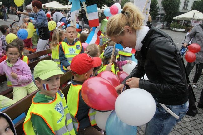 Przedszkolaki grają w Euro 2012 (zdjęcia)
