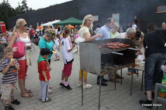 Przedszkolny festyn na Orliku (zdjęcia)