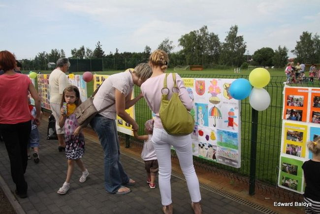 Przedszkolny festyn na Orliku (zdjęcia)