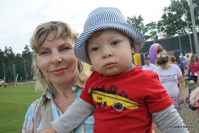 Przedszkolny festyn na Orliku (zdjęcia)