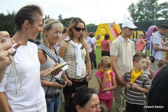 Przedszkolny festyn na Orliku (zdjęcia)