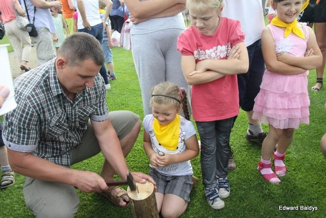 Przedszkolny festyn na Orliku (zdjęcia)