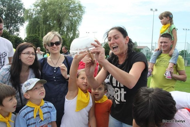 Przedszkolny festyn na Orliku (zdjęcia)