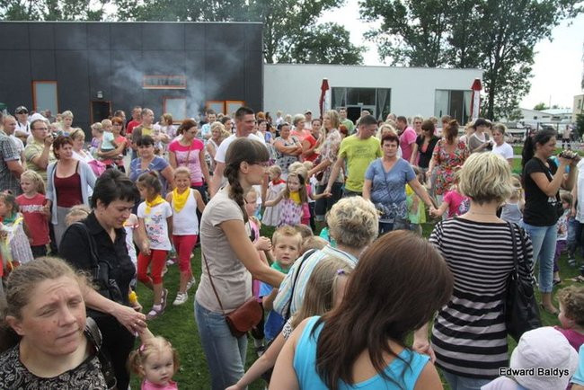 Przedszkolny festyn na Orliku (zdjęcia)