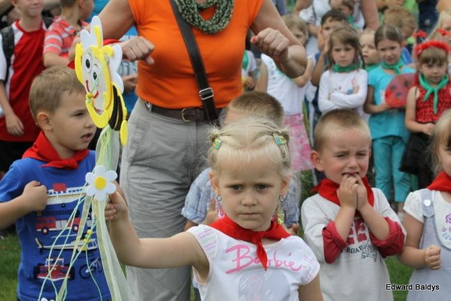 Przedszkolny festyn na Orliku (zdjęcia)