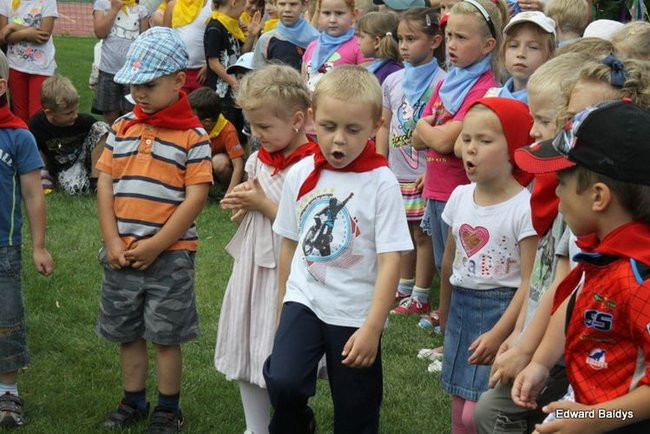 Przedszkolny festyn na Orliku (zdjęcia)