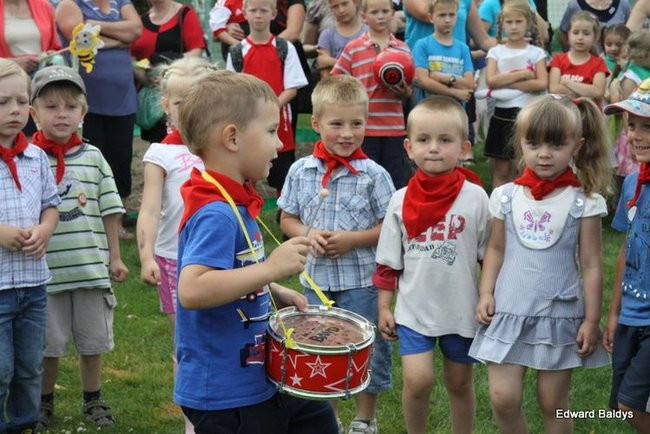 Przedszkolny festyn na Orliku (zdjęcia)