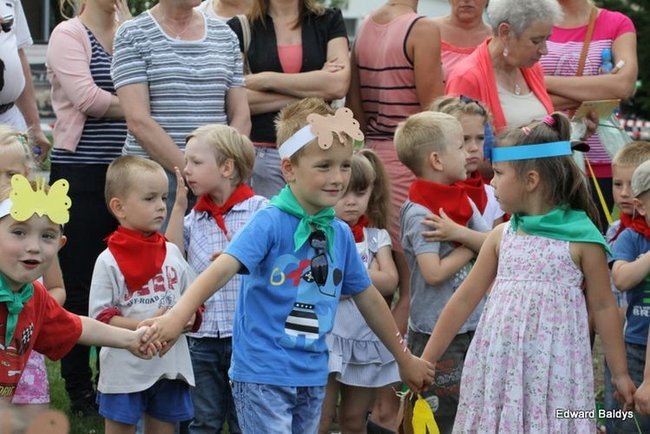 Przedszkolny festyn na Orliku (zdjęcia)