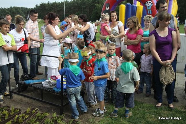 Przedszkolny festyn na Orliku (zdjęcia)