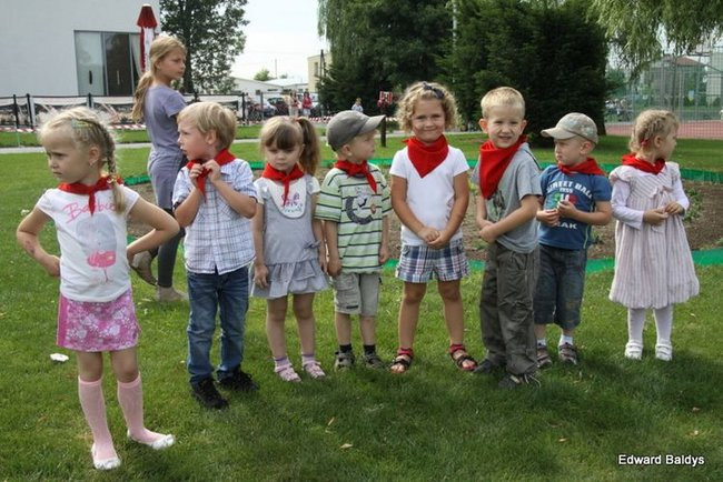 Przedszkolny festyn na Orliku (zdjęcia)