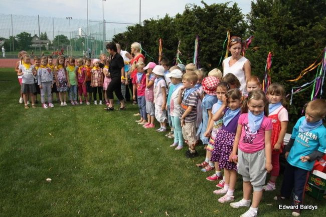 Przedszkolny festyn na Orliku (zdjęcia)