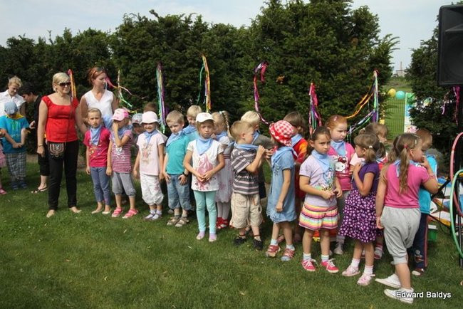 Przedszkolny festyn na Orliku (zdjęcia)
