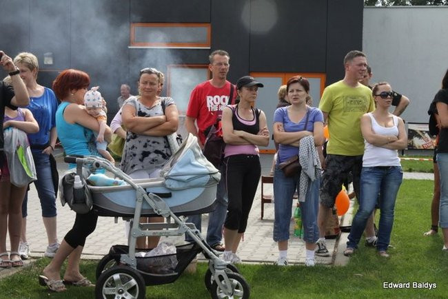 Przedszkolny festyn na Orliku (zdjęcia)