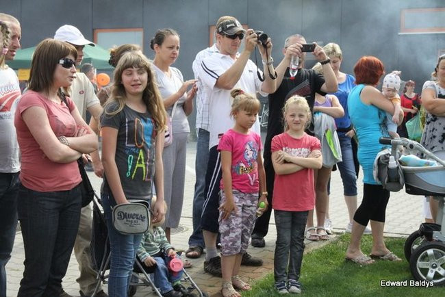 Przedszkolny festyn na Orliku (zdjęcia)